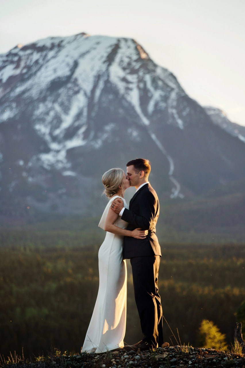 Hillside Lodge, Golden BC, wedding photographers